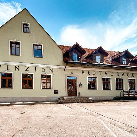 Penzion A Restaurace U Reky Ledeč nad Sázavou Bagian luar foto