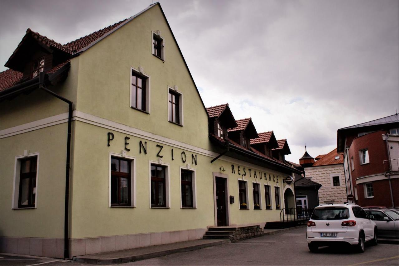 Penzion A Restaurace U Reky Ledeč nad Sázavou Bagian luar foto